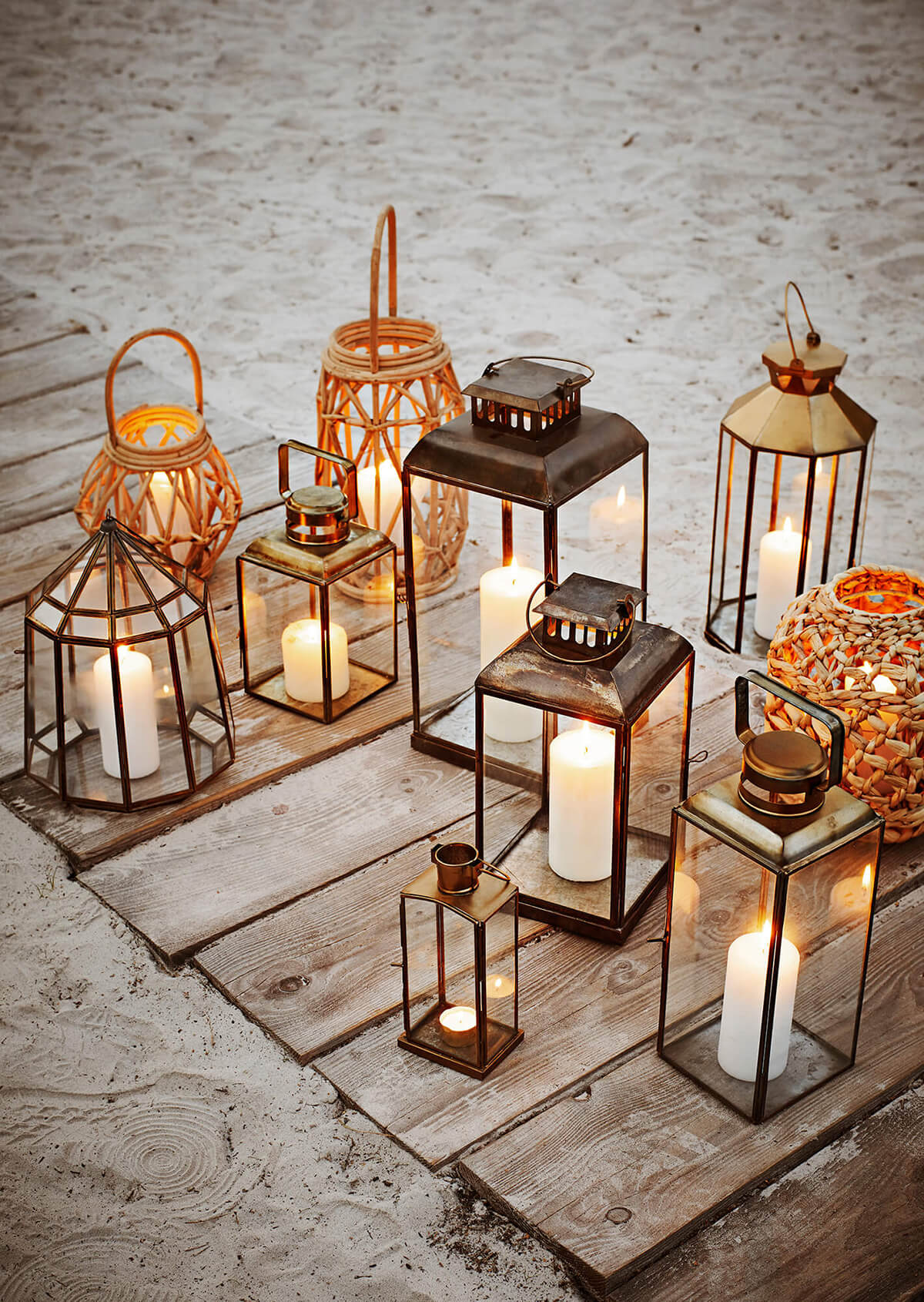 MADAM STOLTZ LANTERNA